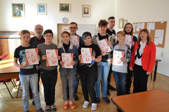 Expert geniality show