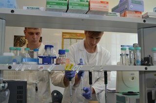 12.Brno - v laboratóriu