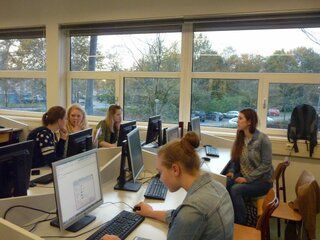 Žiaci v holandsku - pracujeme