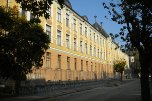 Zväčšiť fotografiu - Hrdinaremesla