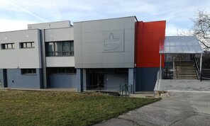 Zväčšiť fotografiu - Hrdinaremesla