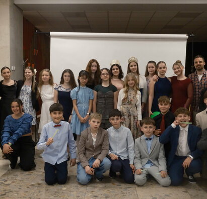 Miniples osemročného gymnázia